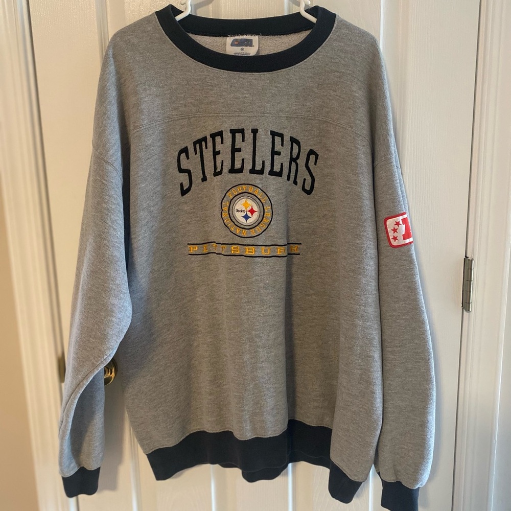 Vintage Pittsburgh Steelers sweatshirt